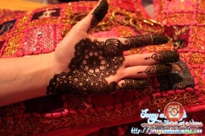 28_12_2012___2_by_jennysmehndi-d5pnm00