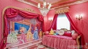 Disney-princess-bedroom-furniture2-500x280
