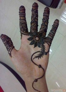 New-Mehndi-Designs-2015-14