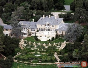 Oprah-Winfrey-House-Pic-e1312872793628