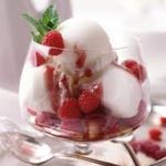 أجمل المثلجات” الآيس كريم بالحليب والمكسرات