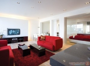 red-white-apartment-decor-3-554x408
