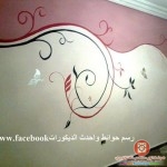 الأستنسل يجسد الجمال على الحائط