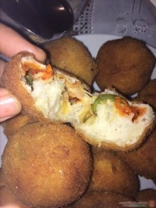 بيتزا مقلية لذيذة