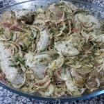 طريقة عمل صينية الدجاج بالبطاط والزعتر الاخضربالصور