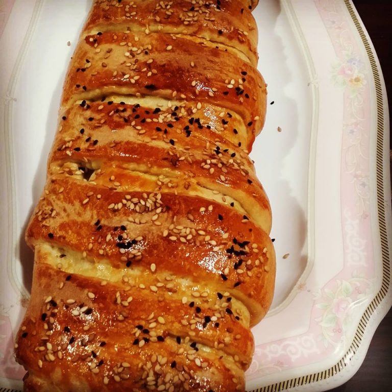 فطيرة بحشوة الفراخ