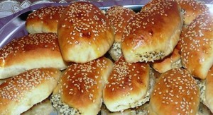 فطائر محشية بالجبنة