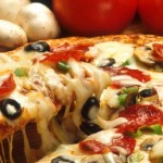 القواعد الأساسية لعمل البيتزا