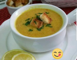 شوربه العدس اليمنيه على أصوله
