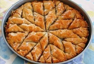 طريقة عمل بقلاوة بحشوة الكاكاو