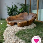ديكورات من المنحوتات الخشبيه 