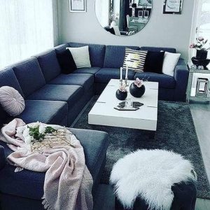 ديكورات باللون الاسود تحفه جدا 