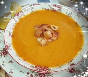 شوربه العدس اليمنيه على أصولها..