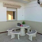 ديكورات روعه وجميلة لتزين حديقة المنزل ومدحل المنزل 