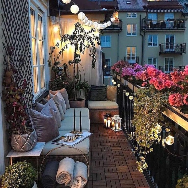 ديكورات متنوعه لمجالس طاولات طعام واستراحه روعه 