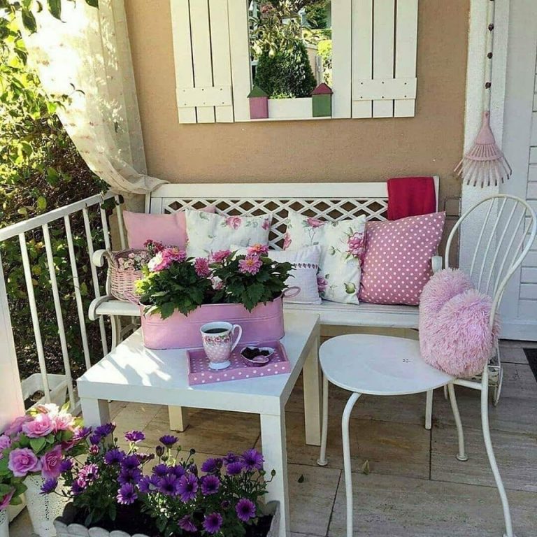 لمسسات منزلية للحديقه والبلكونة  لمحبي الزينة