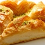 دجاج متبل ومشوى ع الفحم وبيوريه البطاطس ولفائف الخبز اللذيذة وأحلى جلاش بالقشطة