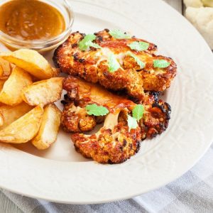 صينية القرنبيط والبطاطس بالفرن