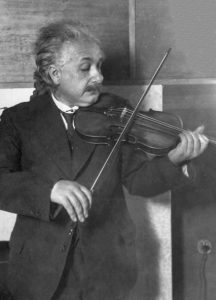 ألبرت اينشتاين – Albert Einstein امور لا تعرفها عنه