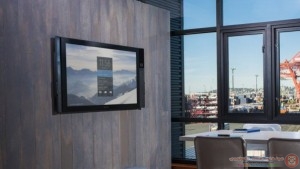 Microsoft_Surface-Hub-3828_cropped_A-1024x699-598x337