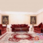 ديكور باللون الأحمر القاني 