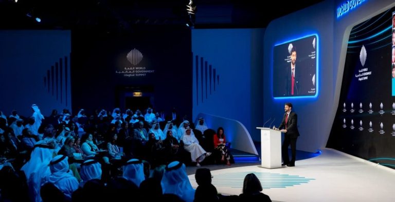 تكنولوجيا التعليم والذكاء العاطفي محور اهتمام صناع القرار