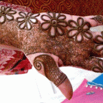 نقش جديد وراقي بلمسة ناعمة للعروسة 2015