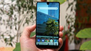 شركة Essential تعتزم إلغاء النتوء من شاشة هاتفها القادم