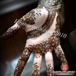 صور أجمل نقشات حناء راقيه للصبايا 2014 