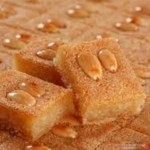  محشى ورق العنب ولحمة بالصوص اللذيذ سلطة الخضراوات المشوية والحلو بسبوسة