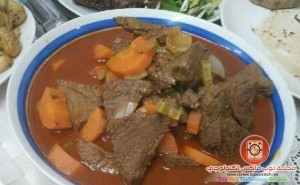 أكلات رمضانية خطوات عمل يخنة اللحم والخضار2014