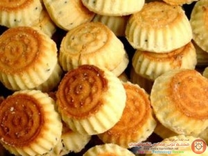 طريقة عمل كعك العيد بالطحين محشي بالتمر