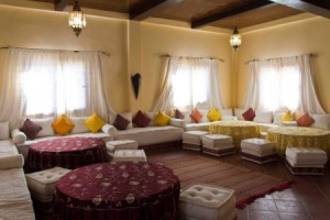 احلي-واجمل-صالونات-مغربية-3-450x300