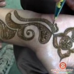 تصميمات رائعة لنقش الحناء لعروس 2014   