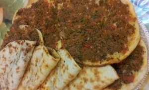 طريقة عمل صفيحة البندورة الشامية