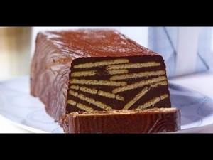 طريقة-عمل-كيكة-باردة-بالبسكويت