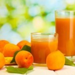 طاجن البامية باللحم وشوربة الطماطم   عصير قمر الدين الحلو أم على