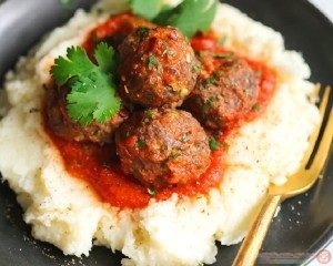 كفتة القرنبيط باللحمة المفرومة