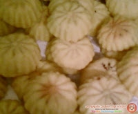 طريقة عمل المعمول (معمول العيد بالعجوة ) فى المنزل بالصور طريقة عمل المعمول (معمول العيد بالعجوة ) فى المنزل بالصور